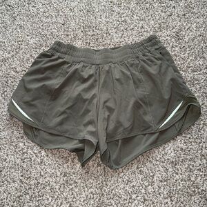 Lululemon Hotty Hot Short